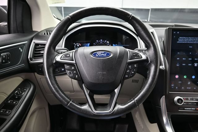 Used 2021 Ford Edge Titanium w/ Equipment Group 301A AWD/4WD image 29