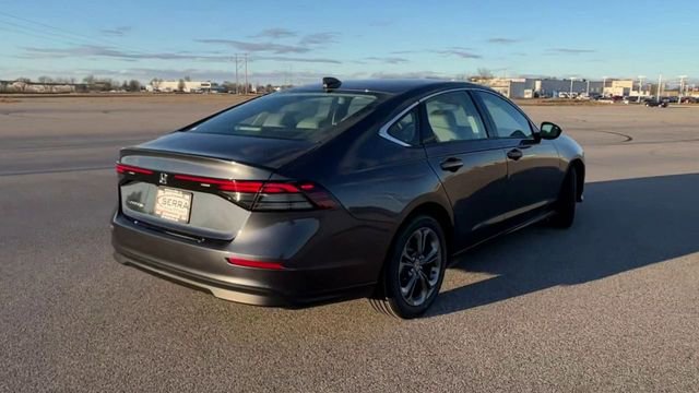 Used 2023 Honda Accord EX image 8