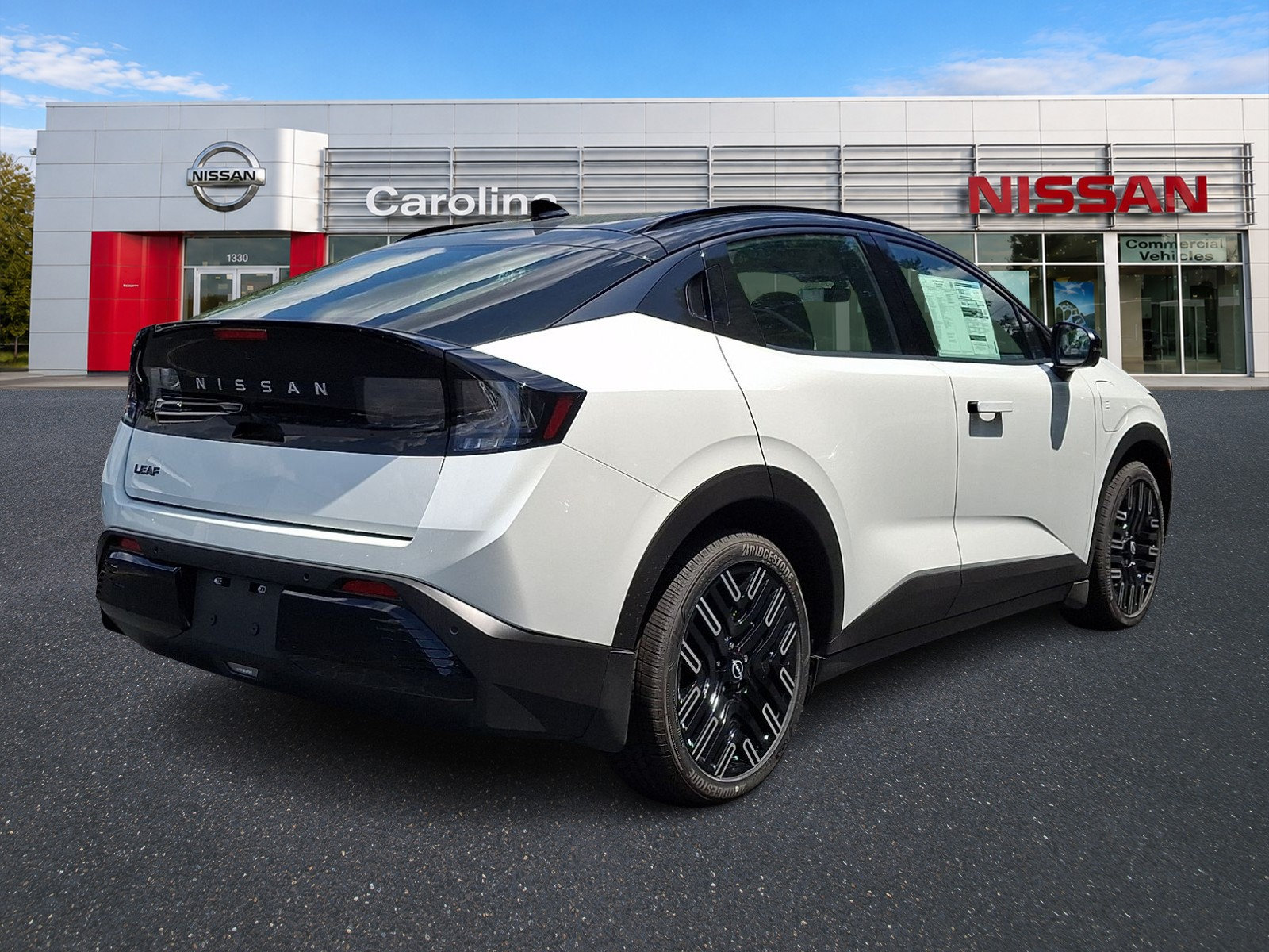 New 2026 Nissan Leaf Platinum+ w/ Cargo Package (Platinum+) FWD image 4