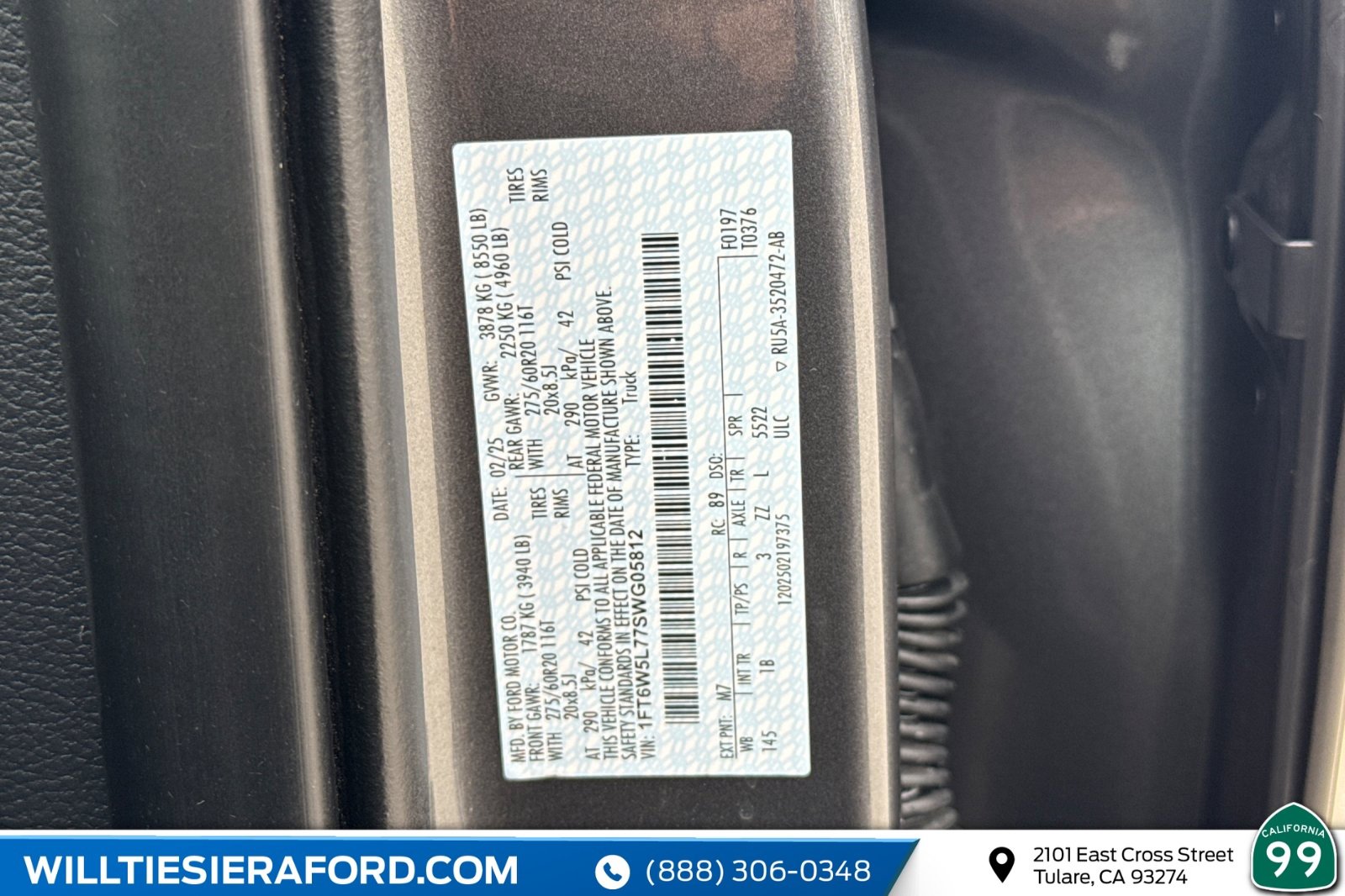 Used 2025 Ford F150 Lightning Lariat image 20