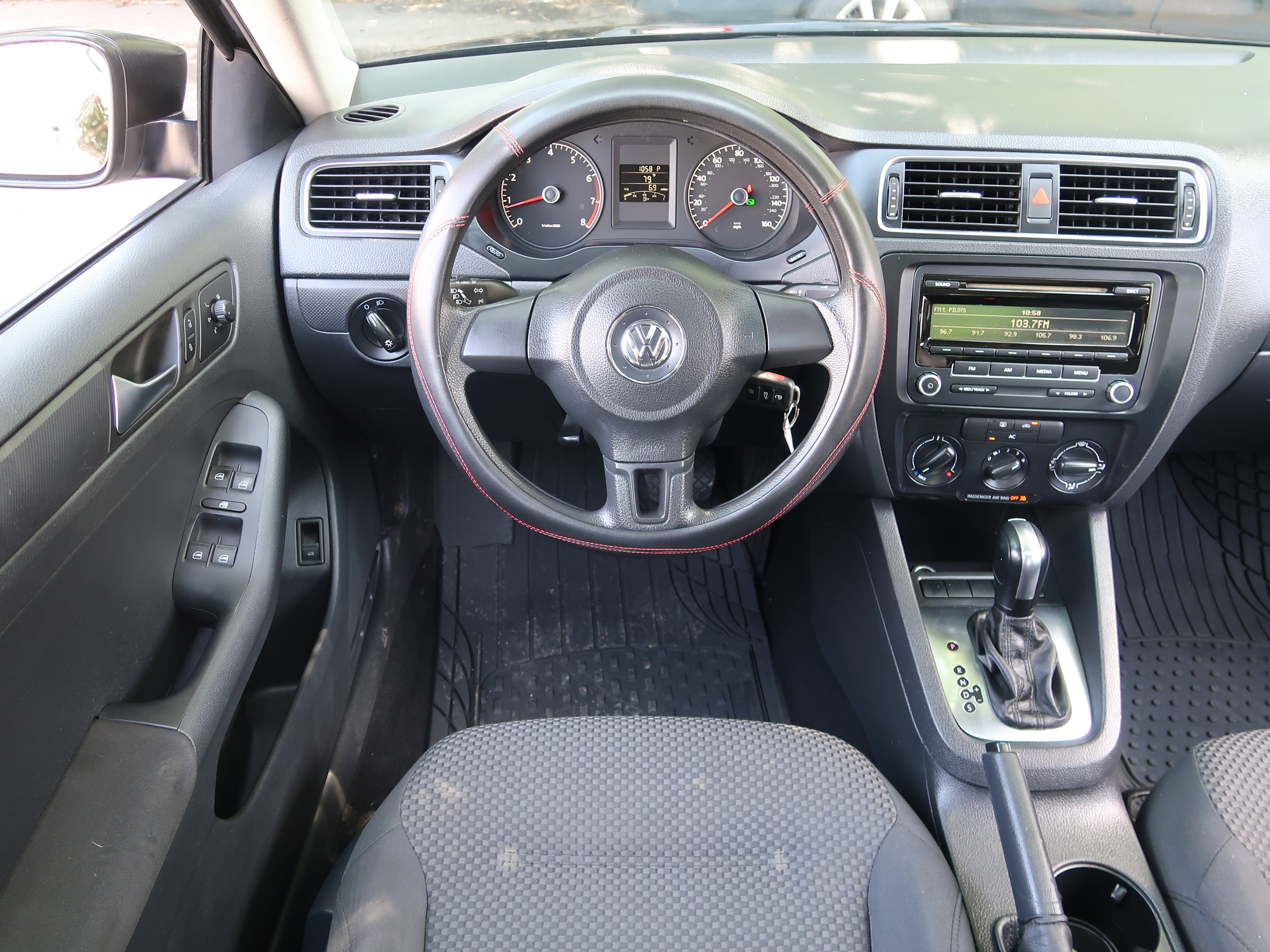 Used 2012 Volkswagen Jetta S FWD image 14