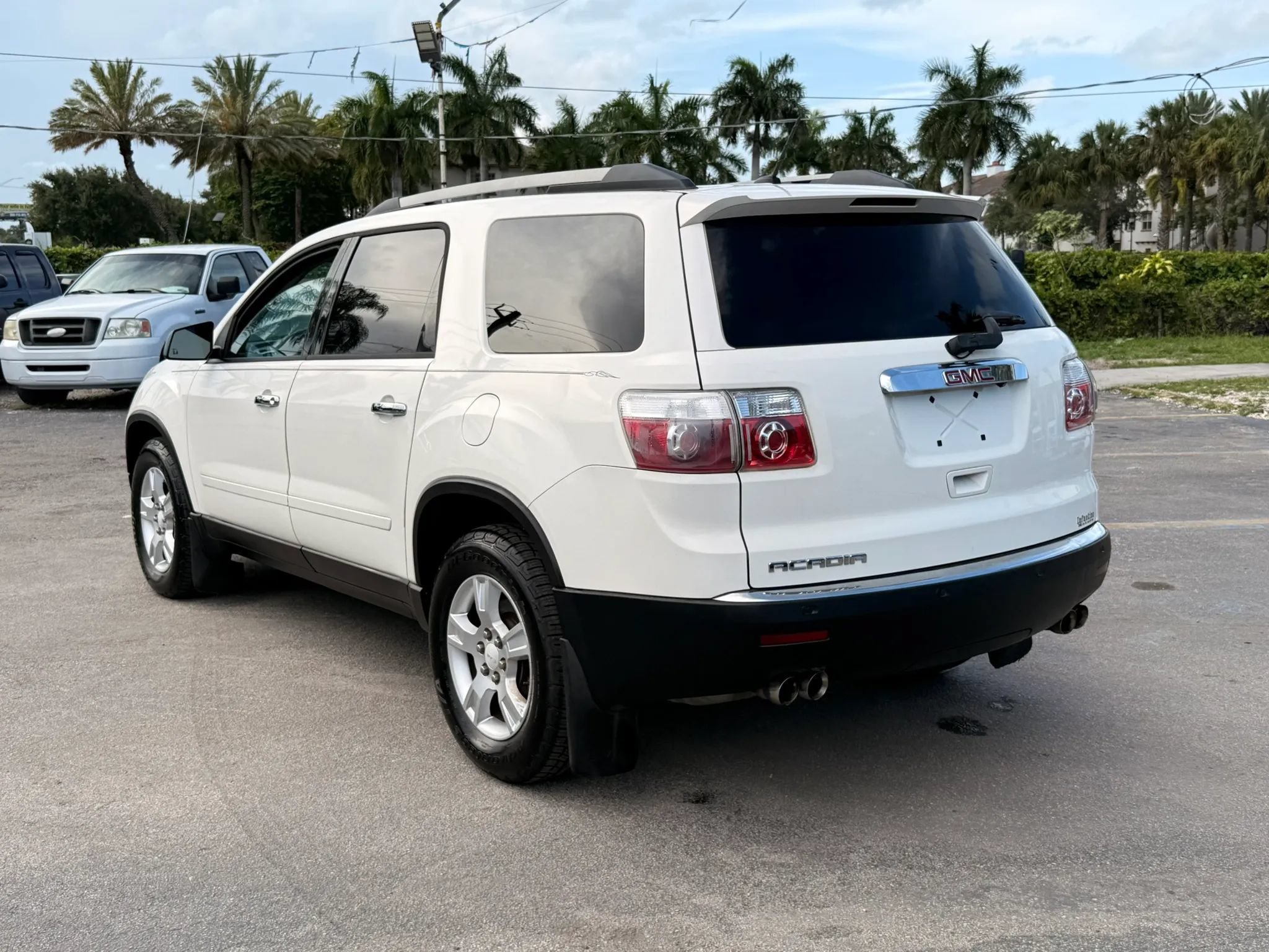 Used 2012 GMC Acadia SLE FWD image 5