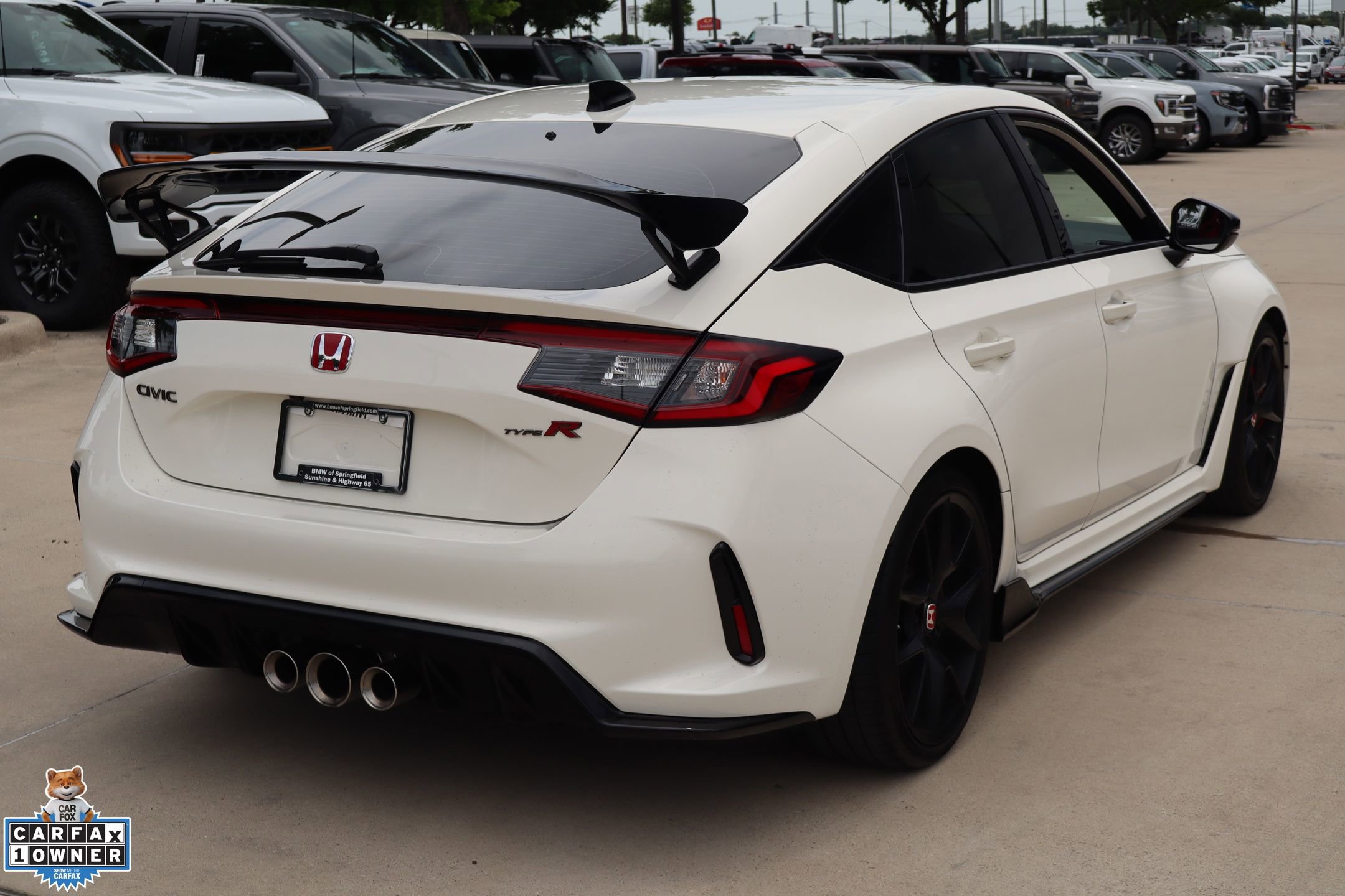 Used 2024 Honda Civic Type R image 3