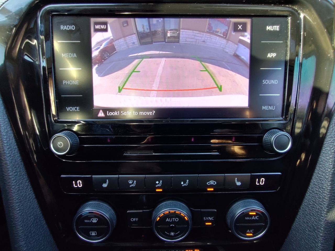 Used 2020 Volkswagen Passat 2.0T R-Line FWD image 24