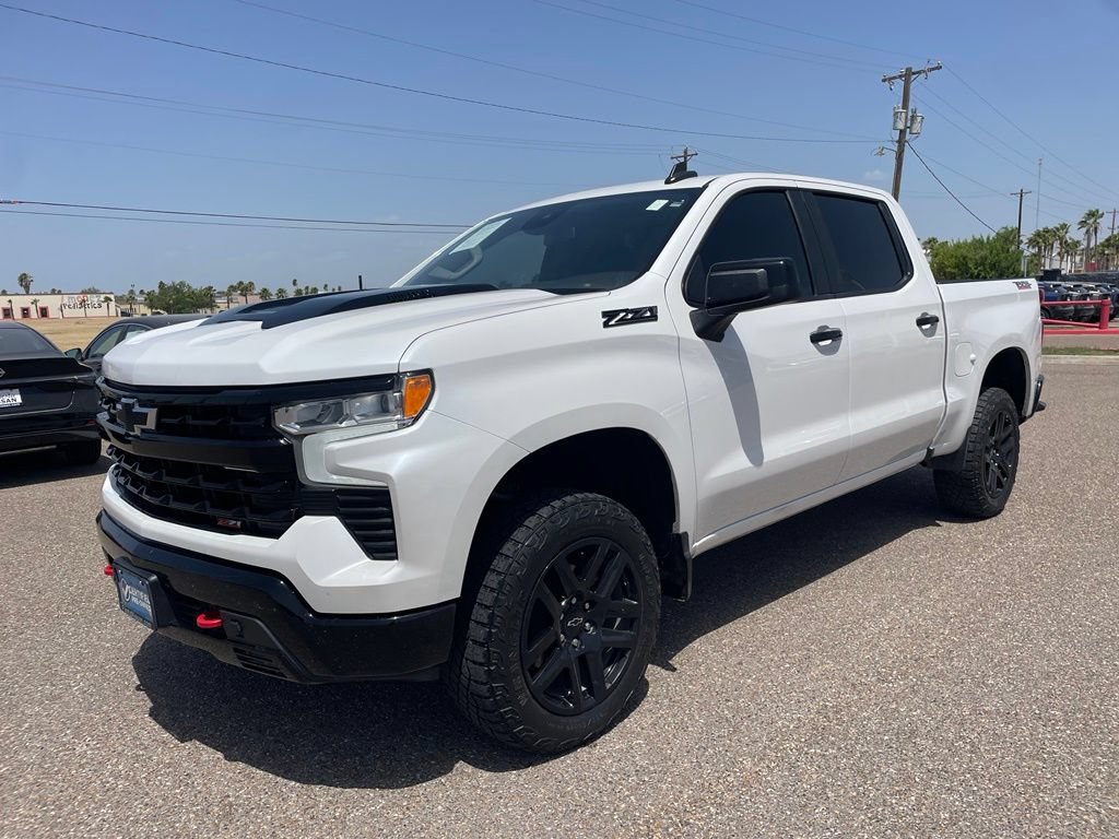 Used 2023 Chevrolet Silverado 1500 LT Trail Boss w/ Protection Package AWD/4WD image 3