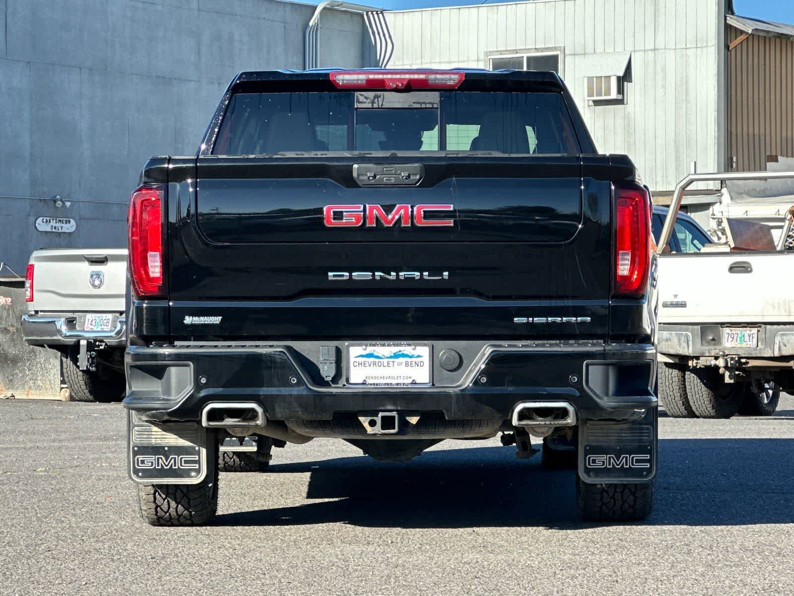 Used 2023 GMC Sierra 1500 Denali w/ Denali Reserve Package AWD/4WD image 7