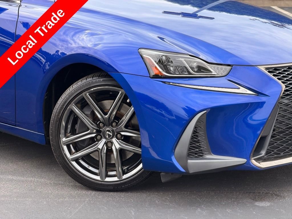 Used 2020 Lexus IS 300 F Sport w/ Blackline Edition RWD image 5