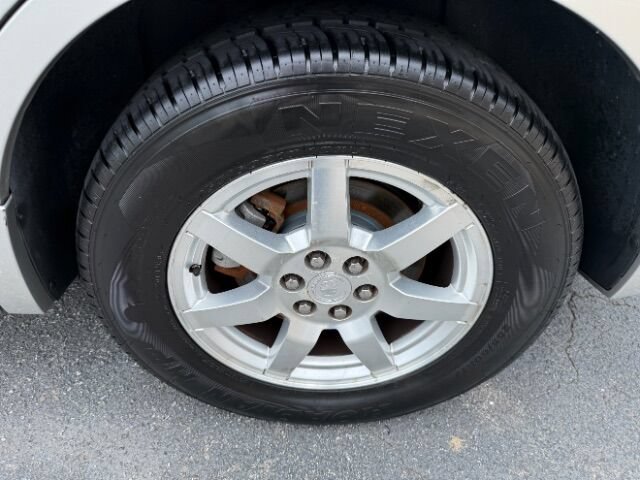 Used 2006 Cadillac SRX w/ Seating Package AWD/4WD image 9