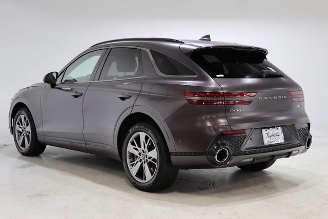 Used 2023 Genesis GV70 3.5T Sport w/ Sport Advanced Package AWD/4WD image 6