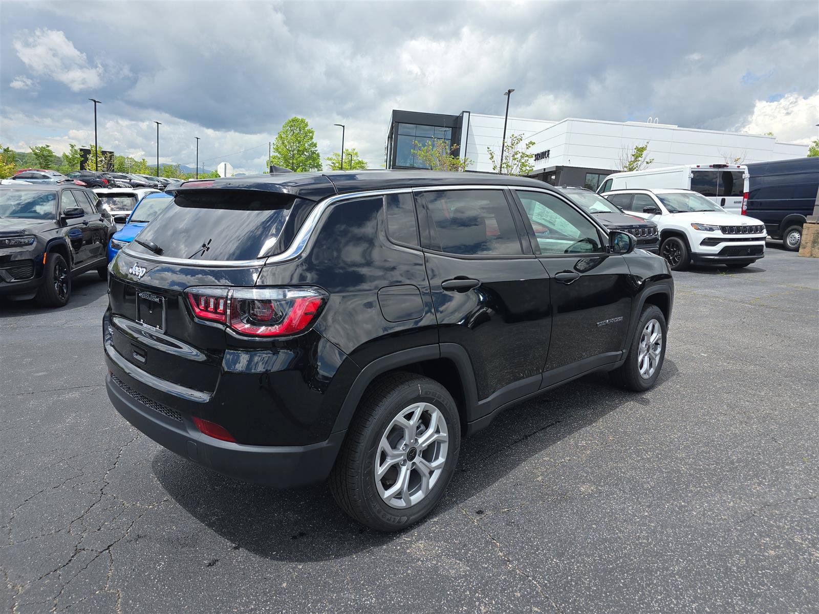 New 2025 Jeep Compass Sport AWD/4WD image 3