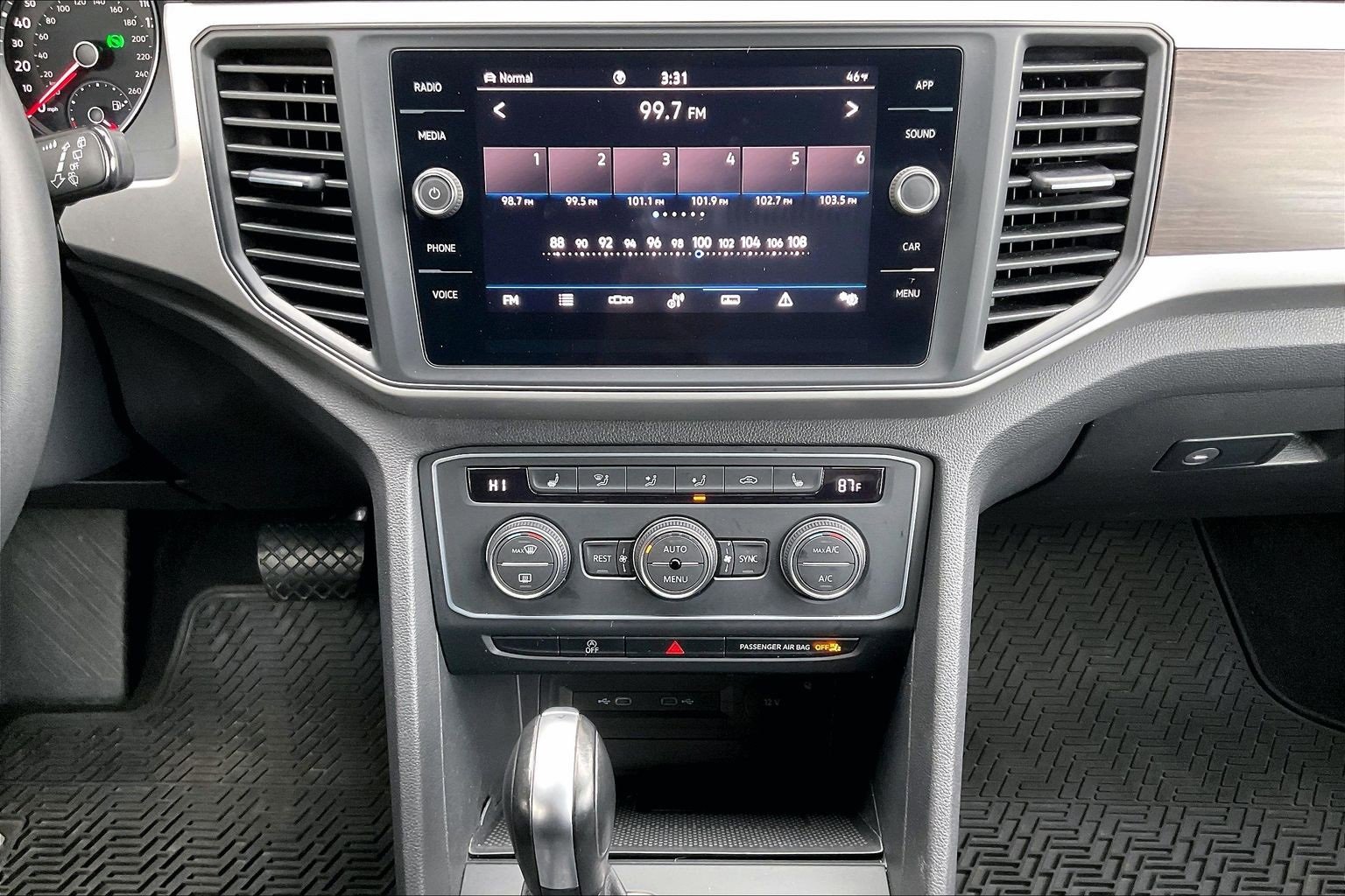 Used 2021 Volkswagen Atlas SE image 9