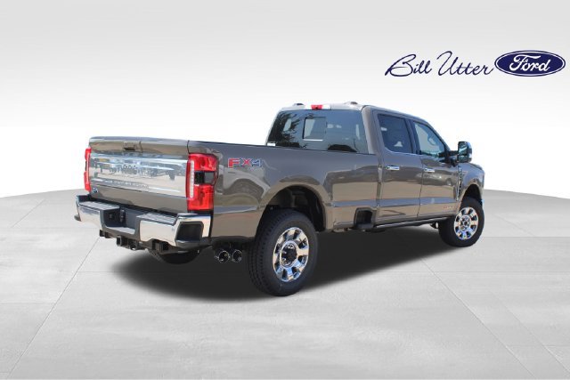 New 2026 Ford F350 King Ranch w/ Chrome Package AWD/4WD image 3