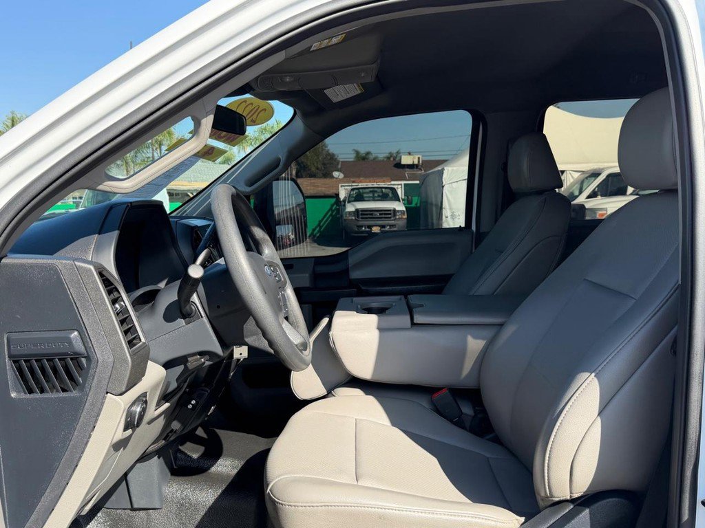 Used 2022 Ford F250 XL w/ Power Equipment Group AWD/4WD image 17