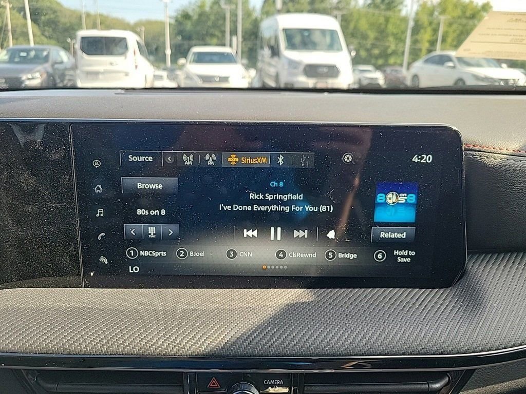 Used 2025 Nissan Kicks SR image 11