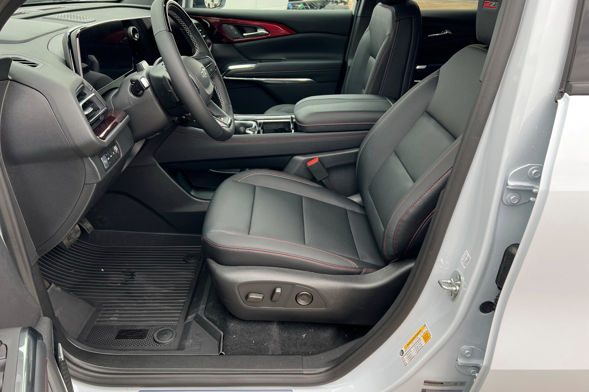 New 2026 Chevrolet Traverse Z71 image 18