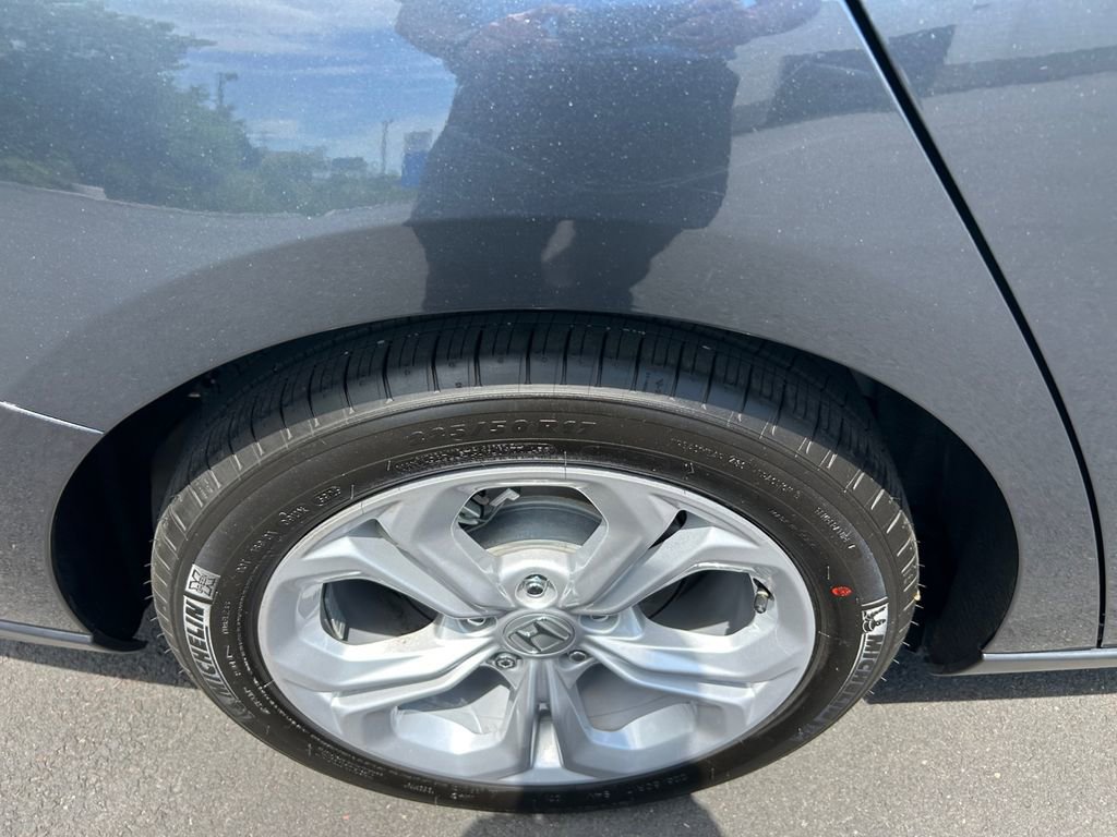 Used 2025 Honda Accord LX image 24