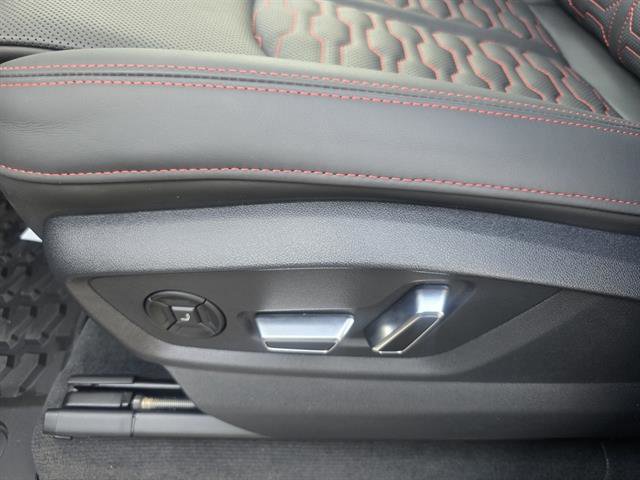 New 2025 Audi RS Q8 performance image 29