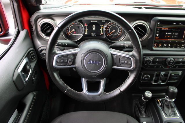 Used 2022 Jeep Wrangler Unlimited Sahara AWD/4WD image 18