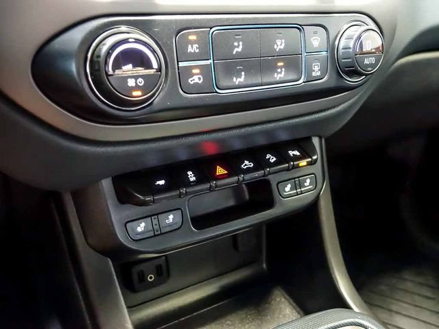 Certified 2019 Chevrolet Colorado Z71 w/ Z71 Midnight Edition AWD/4WD image 22