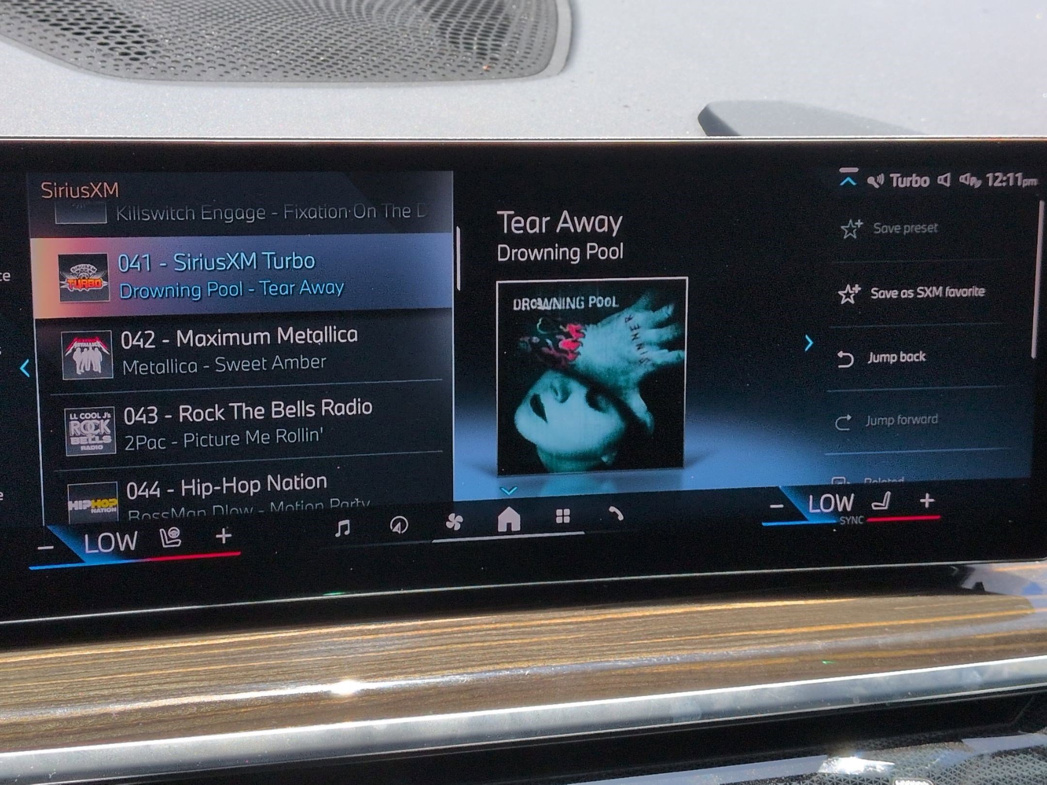 Certified 2024 BMW X7 xDrive40i AWD/4WD image 23