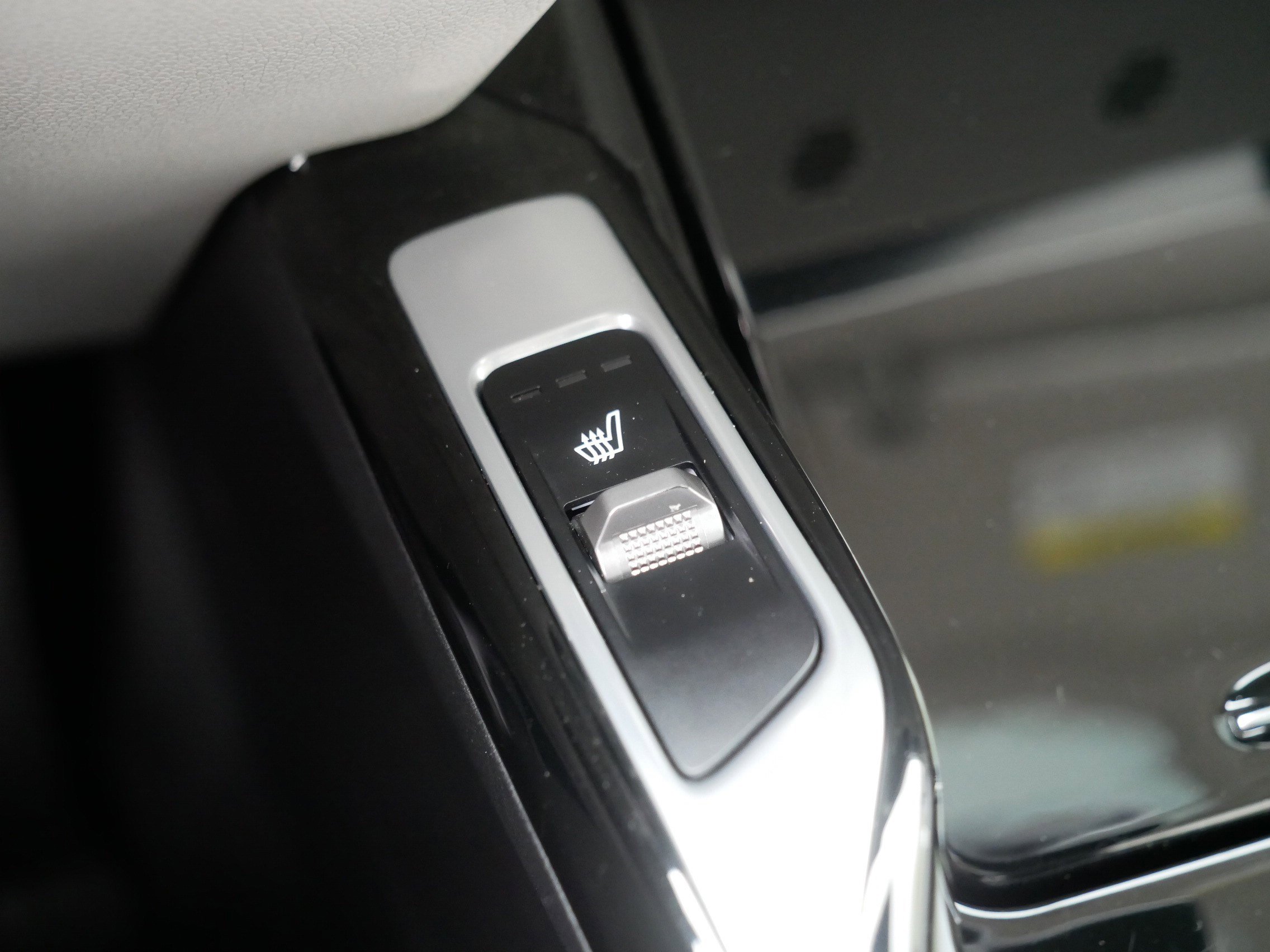 Certified 2023 Kia Sorento SX AWD/4WD image 33