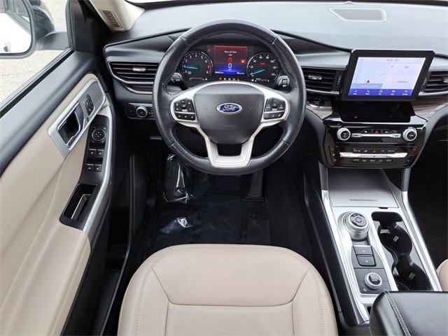 Certified 2022 Ford Explorer Limited w/ Equipment Group 301A image 19