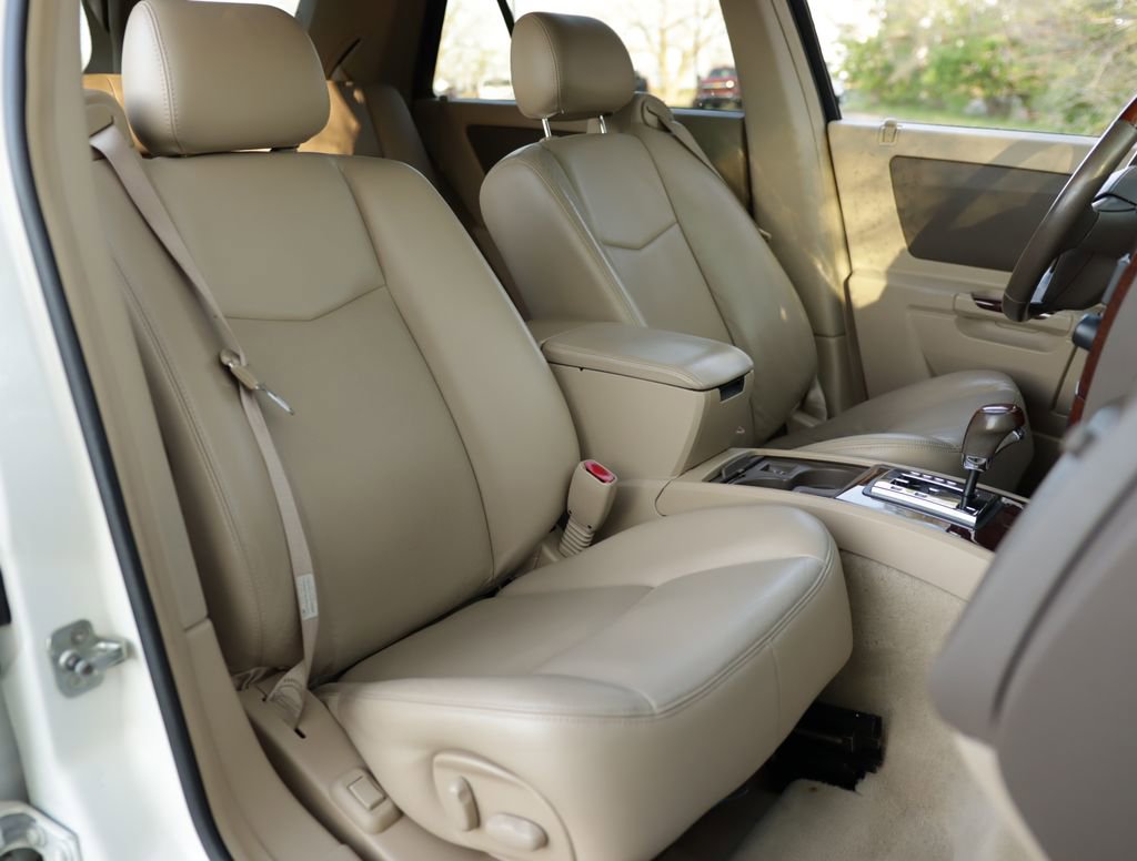 Used 2006 Cadillac SRX w/ Seating Package AWD/4WD image 30