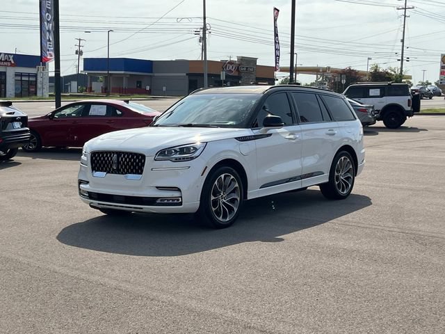 Used 2020 Lincoln Aviator Grand Touring w/ Equipment Group 302A AWD/4WD image 8