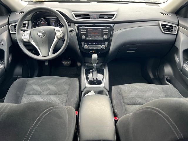 Used 2014 Nissan Rogue SV image 10