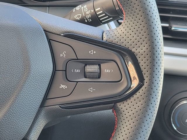 New 2026 Chevrolet Trax RS w/ Sunroof Package image 29