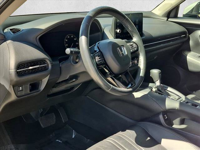 Used 2023 Honda HR-V EX-L image 10