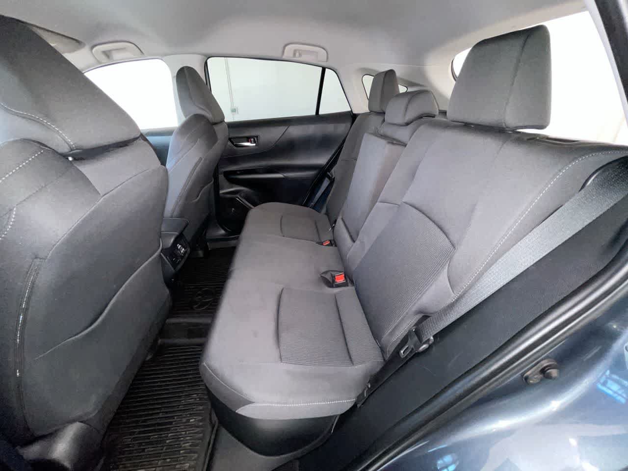 Used 2024 Toyota Venza LE AWD/4WD image 22