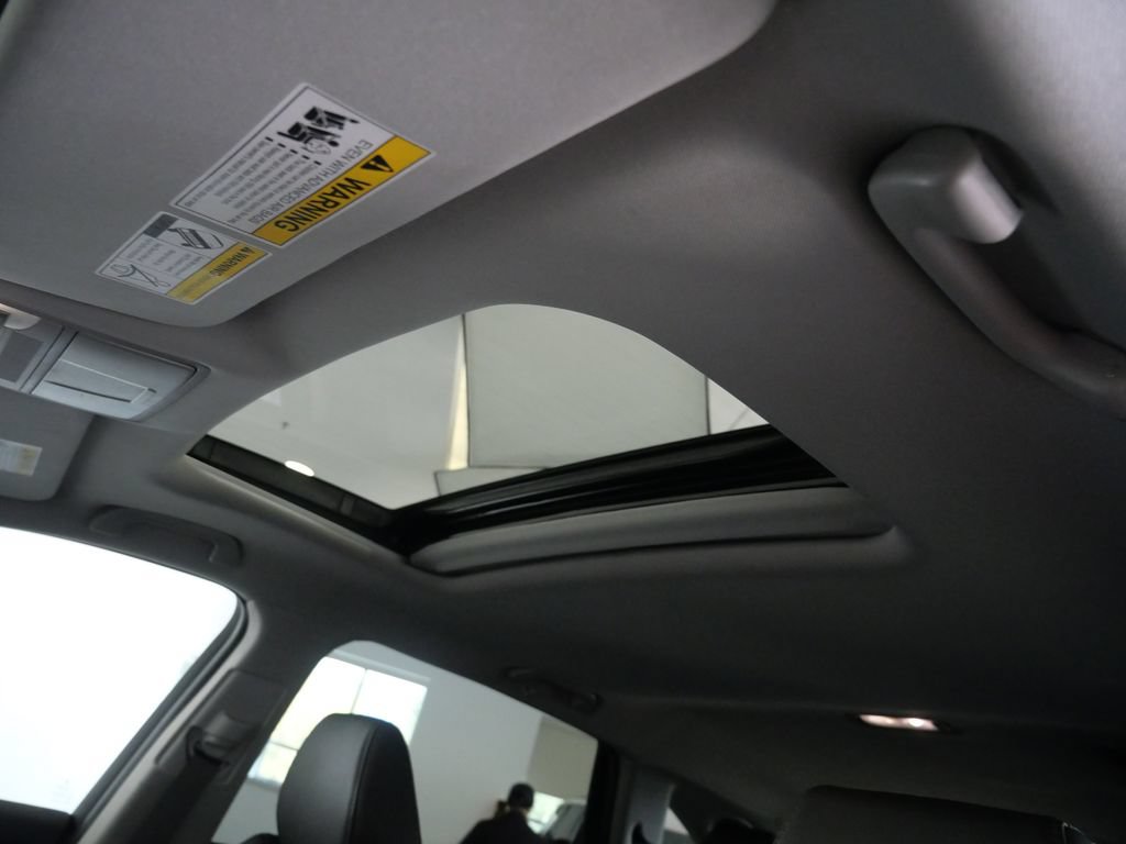 Used 2018 Acura MDX w/ Technology Package AWD/4WD image 27