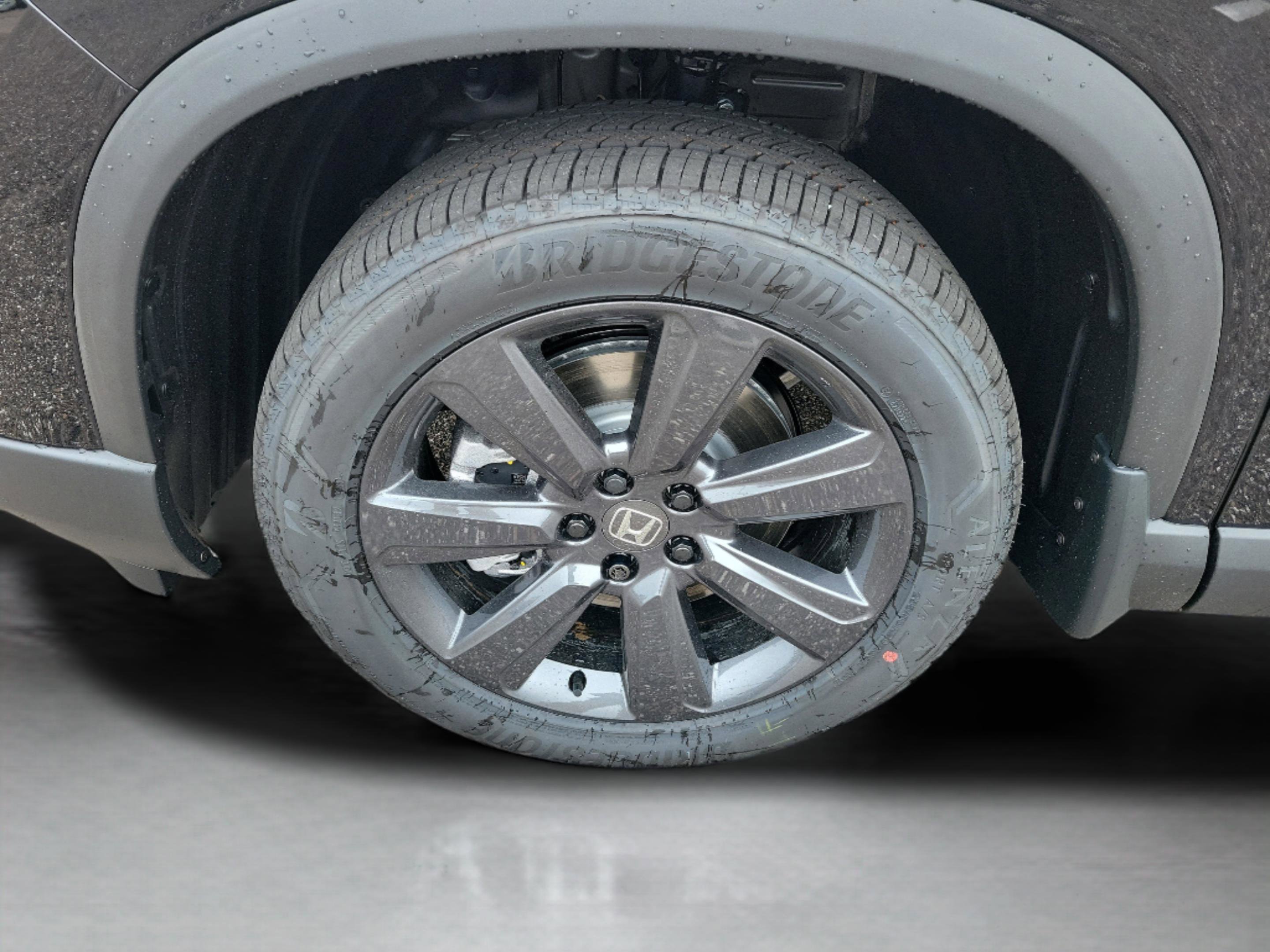 New 2026 Honda Pilot Sport image 35