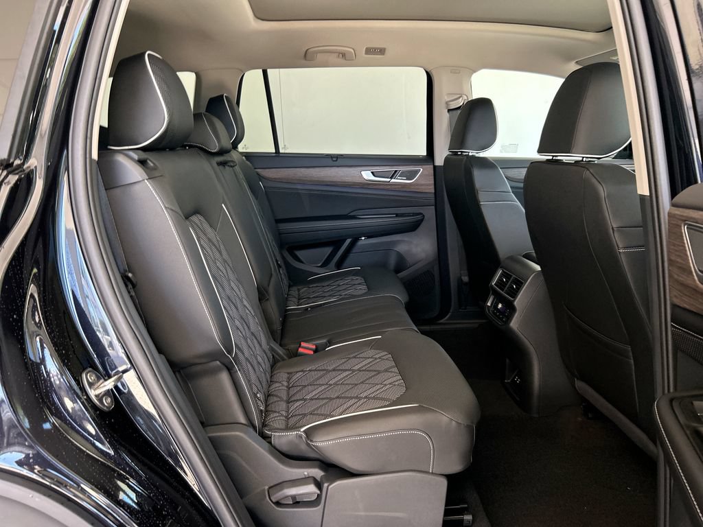 New 2026 Volkswagen Atlas SEL Premium R-Line AWD/4WD image 42