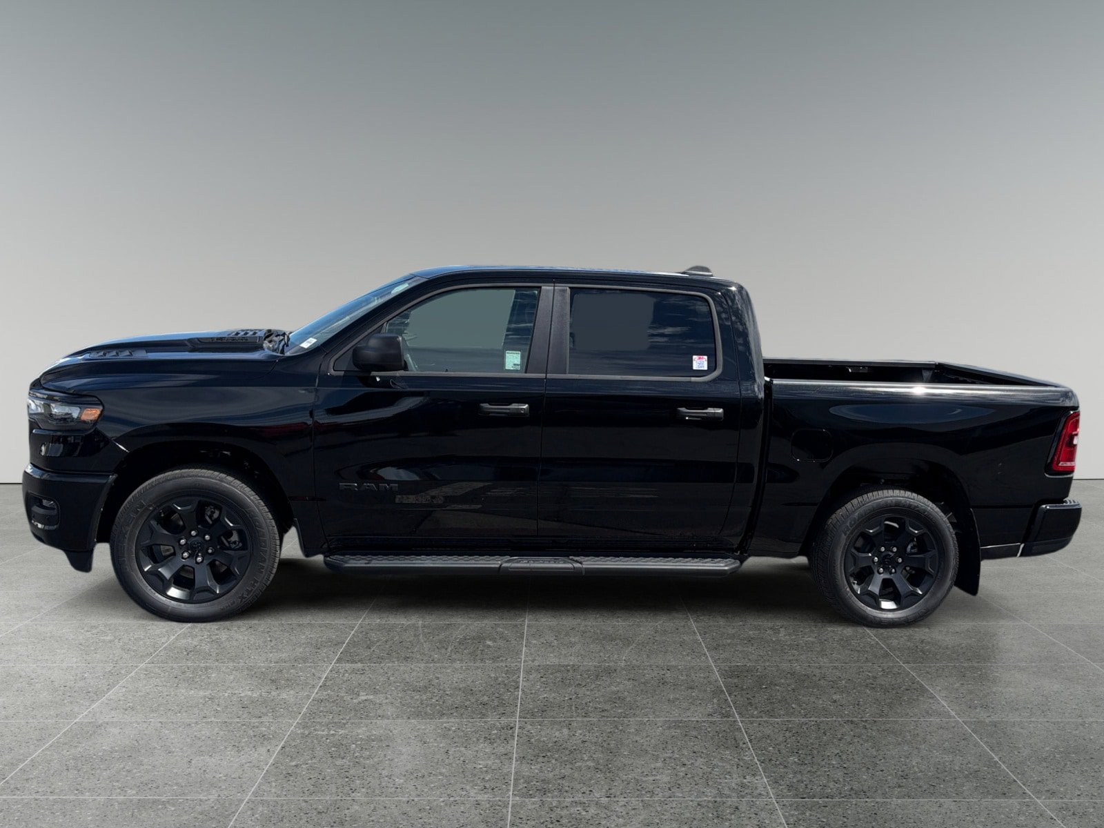 New 2026 RAM 1500 Express AWD/4WD image 2