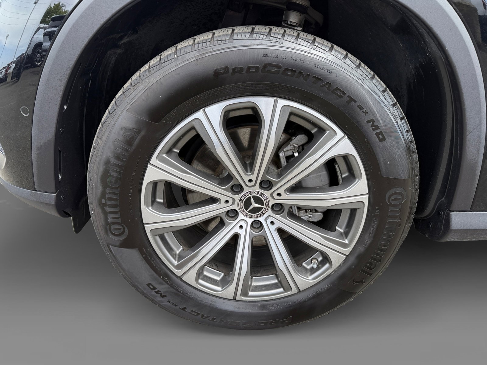 Used 2024 Mercedes-Benz GLC 300 4MATIC image 9