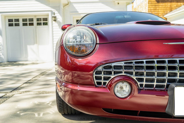 Used 2004 Ford Thunderbird Deluxe image 80