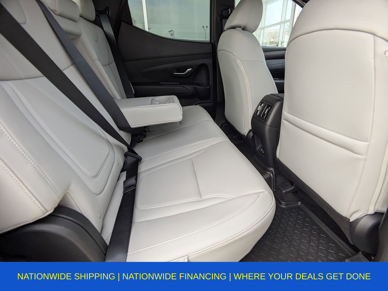 Used 2025 Hyundai Santa Cruz SEL image 17