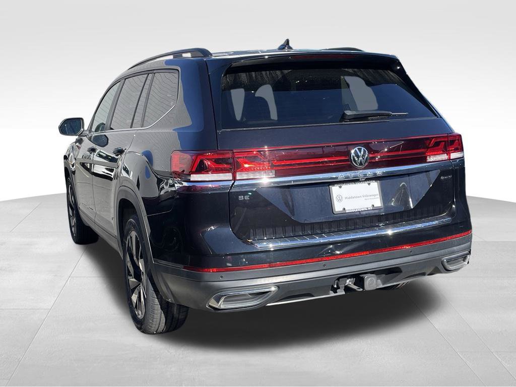Used 2024 Volkswagen Atlas SE w/ Black Wheel Package AWD/4WD image 5