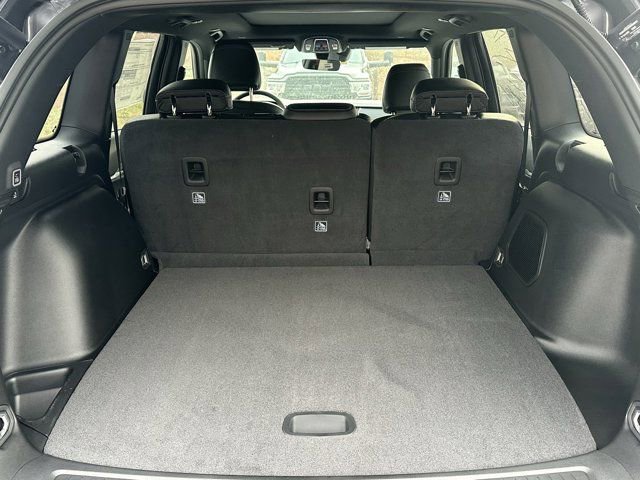 New 2026 Jeep Grand Cherokee Limited w/ Luxury Tech Group II image 19