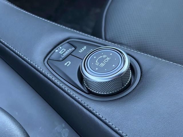 Used 2023 INFINITI QX55 Essential AWD/4WD image 17