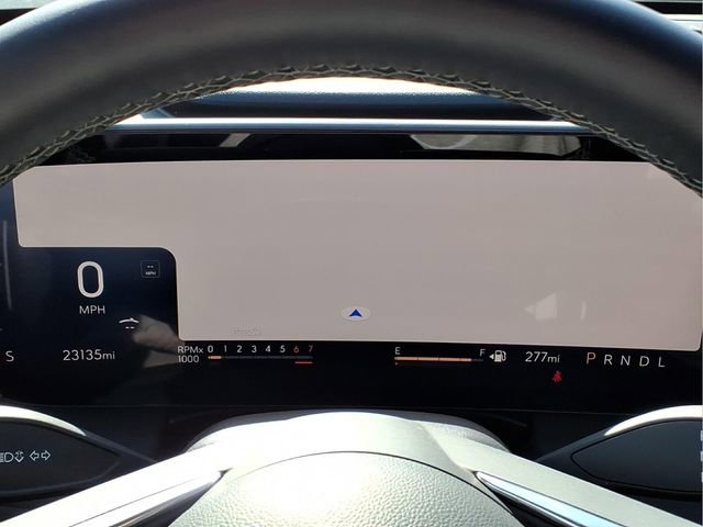 Used 2025 Buick Enclave Preferred image 13