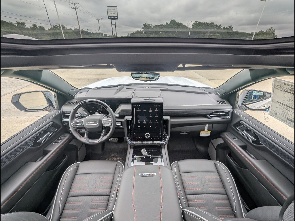 New 2026 GMC Yukon AT4 Ultimate w/ LPO, Floor Liner Package AWD/4WD image 21