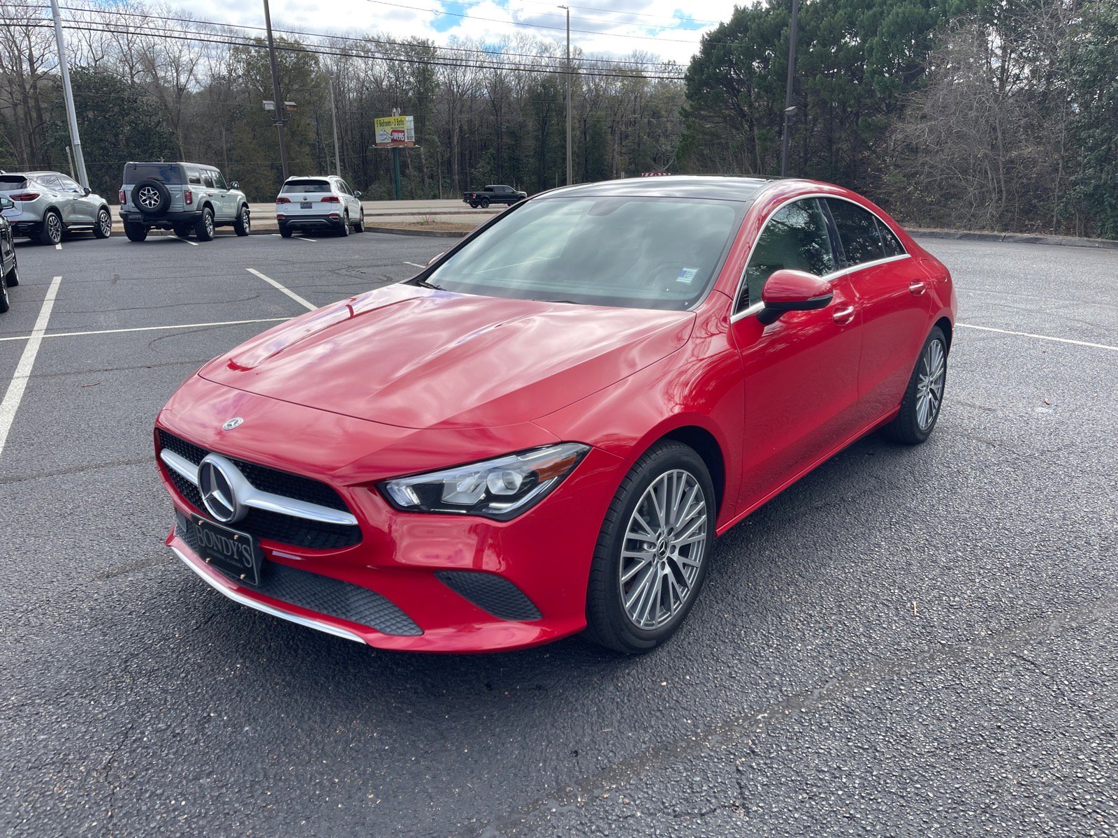 Used 2020 Mercedes-Benz CLA 250 4MATIC w/ Premium Package image 3