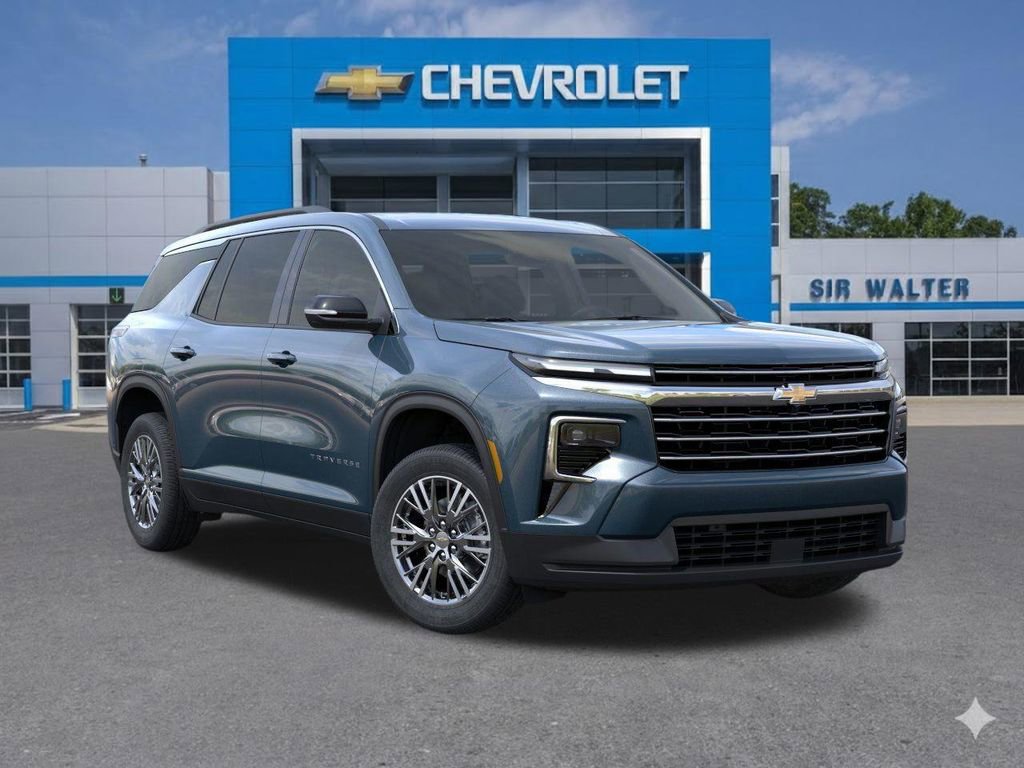 New 2026 Chevrolet Traverse LT w/ Driver Confidence Package AWD/4WD image 8