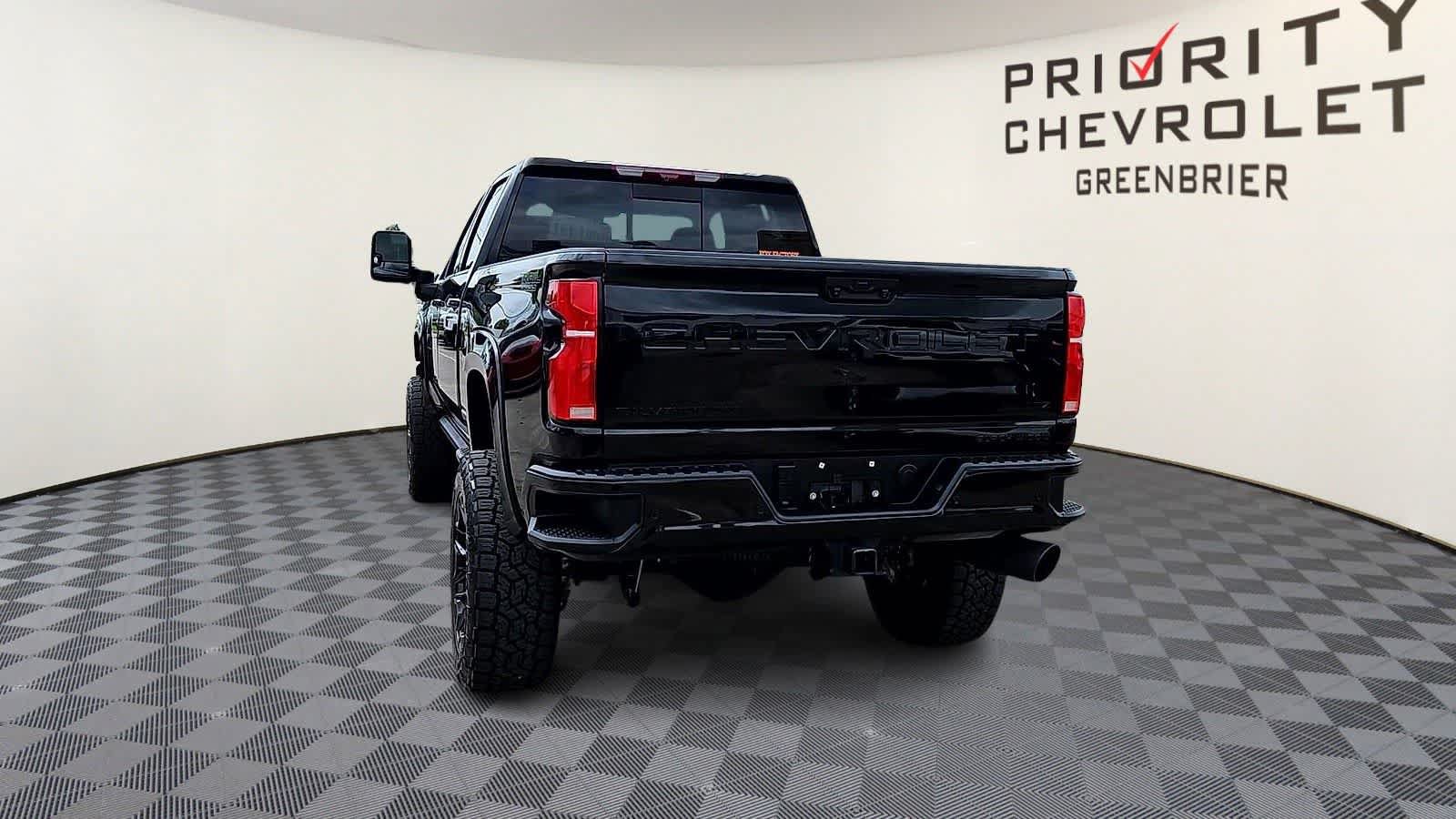Used 2025 Chevrolet Silverado 2500 LTZ w/ Trail Boss Package AWD/4WD image 7