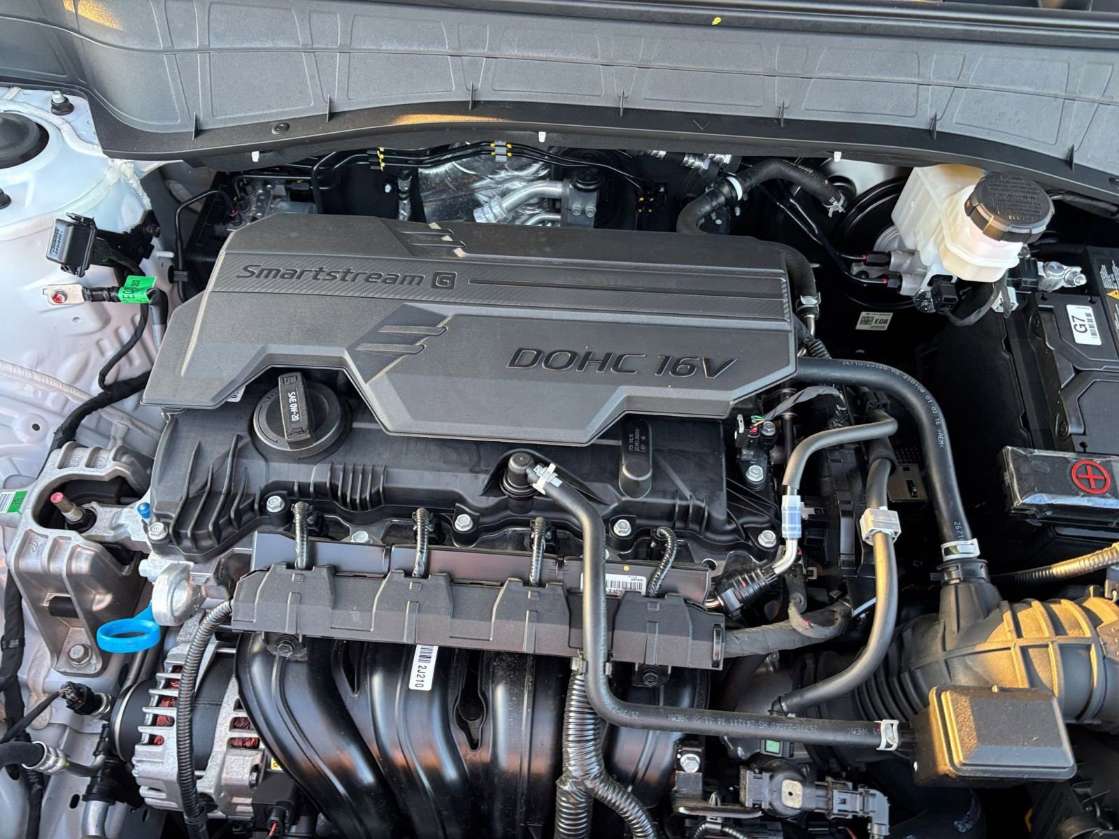 Used 2025 Hyundai Kona SEL image 32