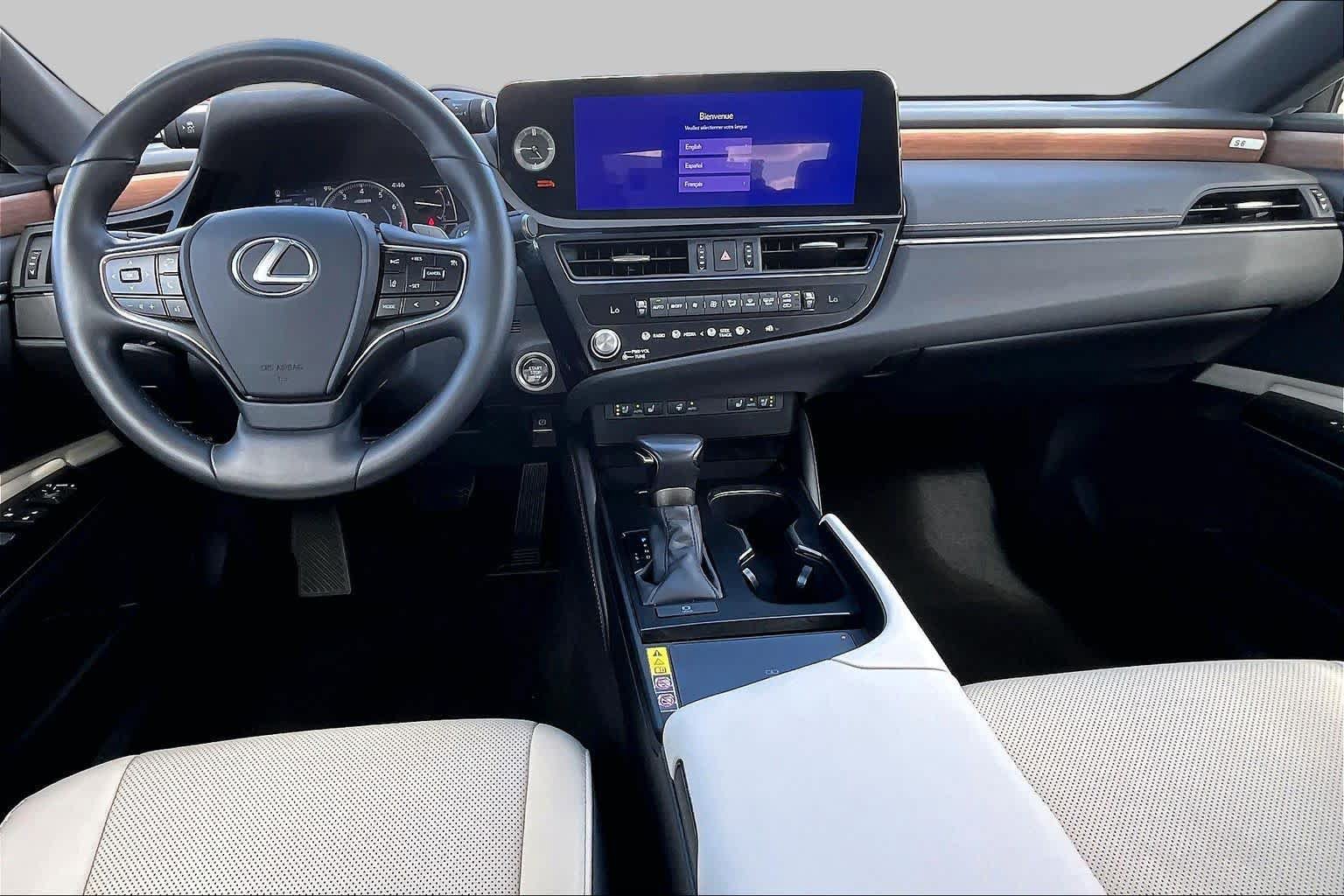 Used 2025 Lexus ES 350 w/ Premium Package FWD image 16