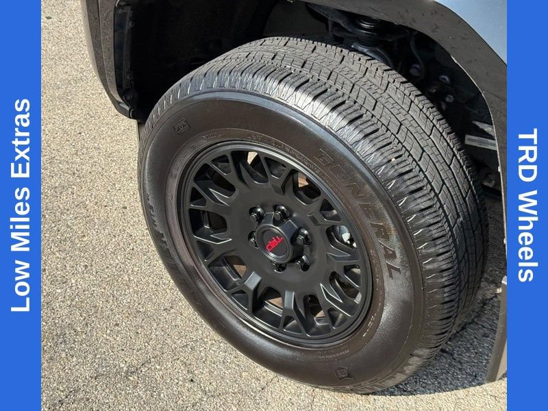 Used 2024 Toyota Tacoma SR5 AWD/4WD image 10
